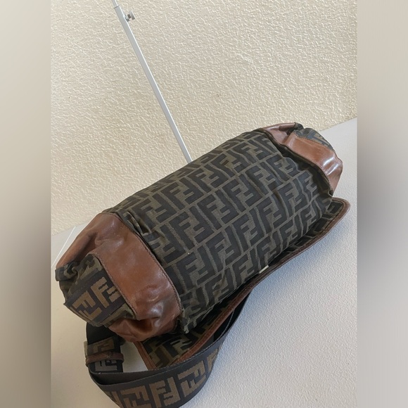 Fendi unisex messenger bag - Picture 7 of 13